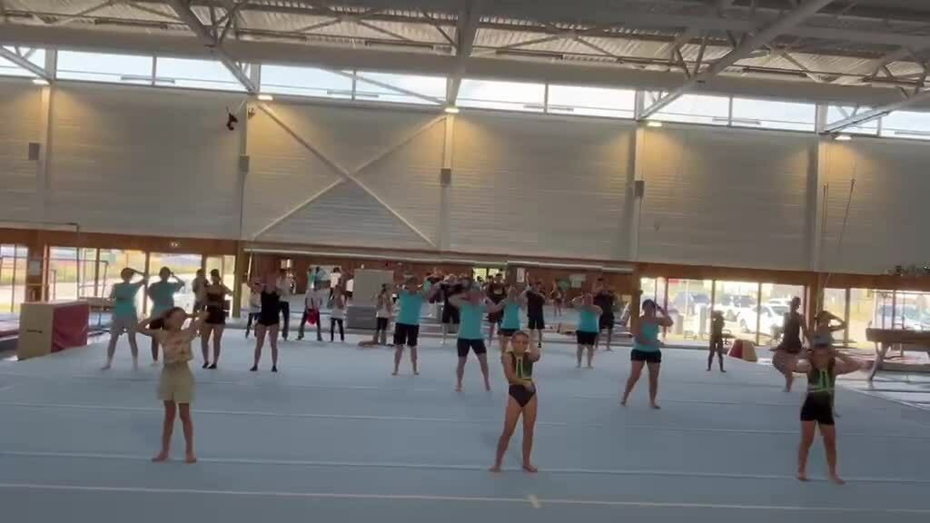 FLASHMOB MACARENA